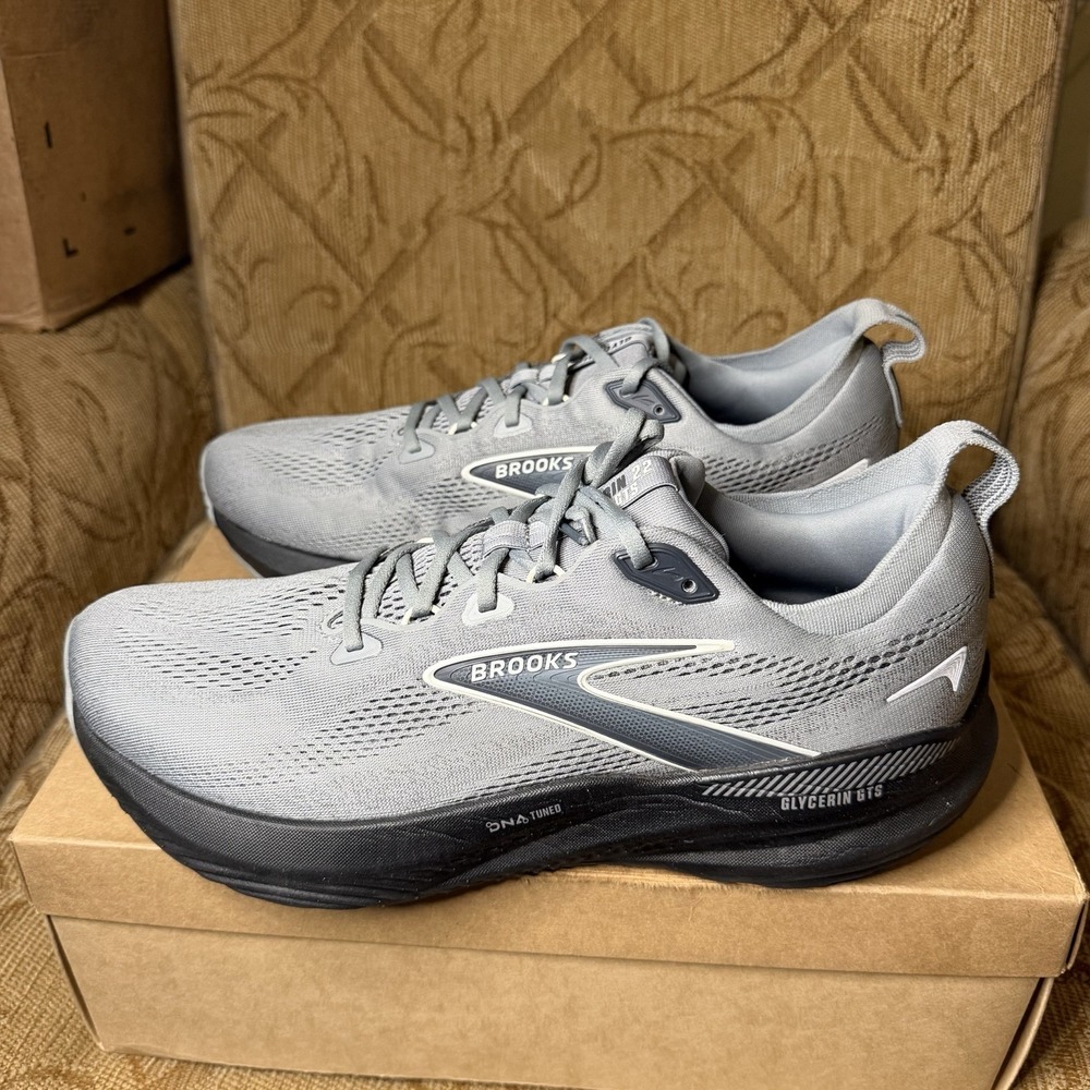 Brooks Glycerin GTS 22 Men's Size 12 2E Wide Gray Running Shoes 1104462E078 EUC!